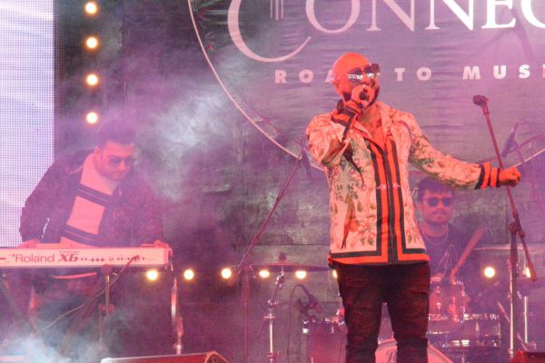 Jasmine Sandlas and B Praak Performed During Live Concert at LPU