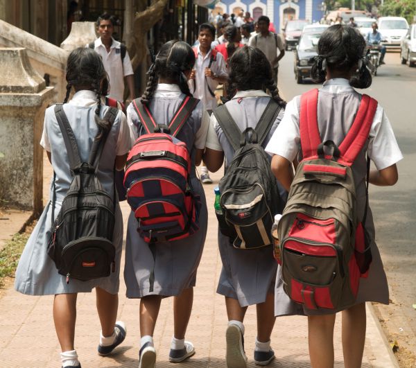 Heavy School bags - How technology has changed eduacation