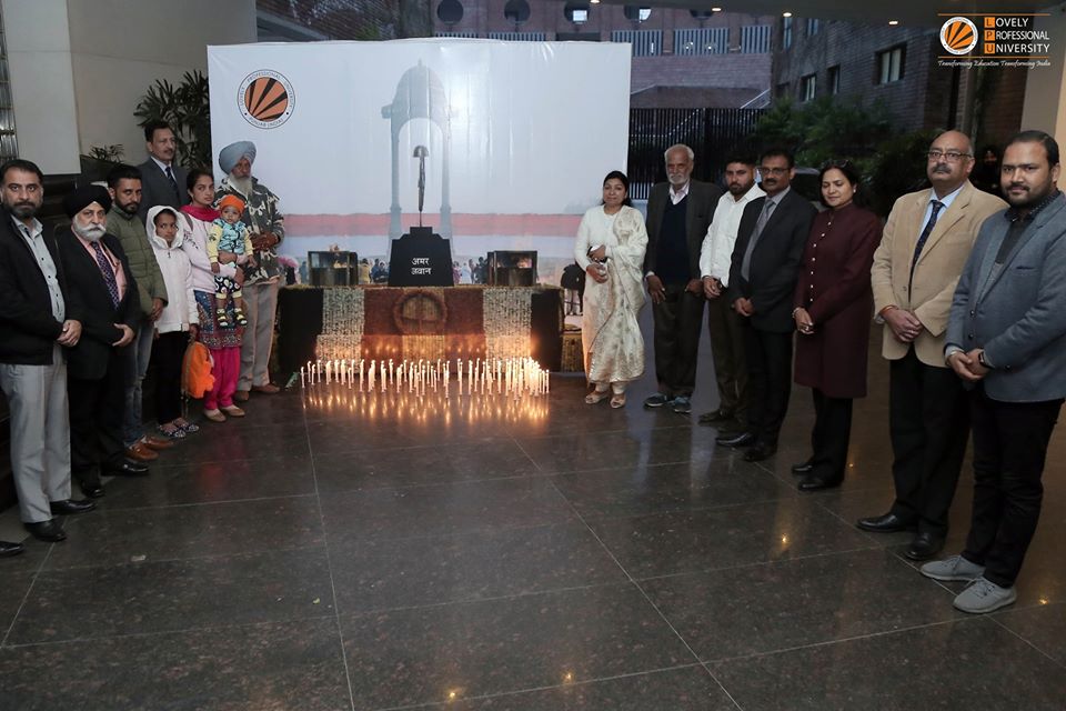 LPU Pays Tribute to Martyrs