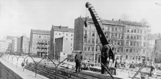 things you didnt know about the Berlin Wall