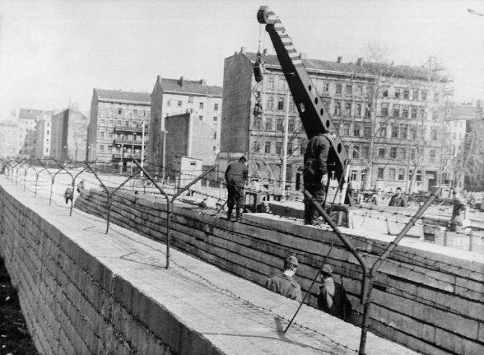 things you didnt know about the Berlin Wall