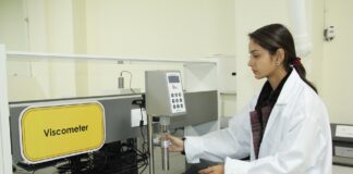 LPU student doing research work in a lab