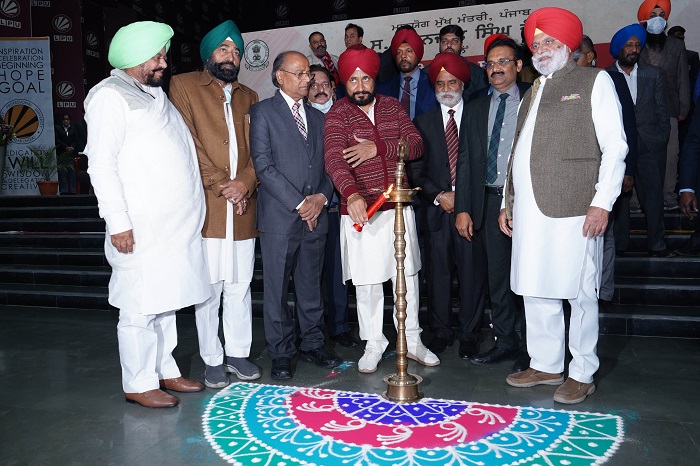 Hon’ble Chief Minister S Charanjit Channi visited LPU to launch Punjab Government’s Rozgar Guarantee for Youth Scheme