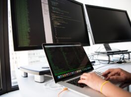 Software Engineer Vs. Software Developer: What is the difference?