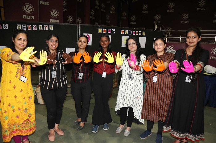 LPU organized ‘Rangoli’ Competition for Staff-Members