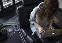 The Art of Having a Correct Sitting Posture