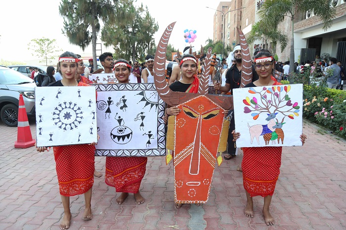 Students-of-LPU-celebrating-its-annual-Cultural-Diversity-fest-‘One-India-2022-at-Lovely-Professional-University-campus