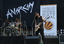 Audience grooves to electrifying live performance by LPU Alumni