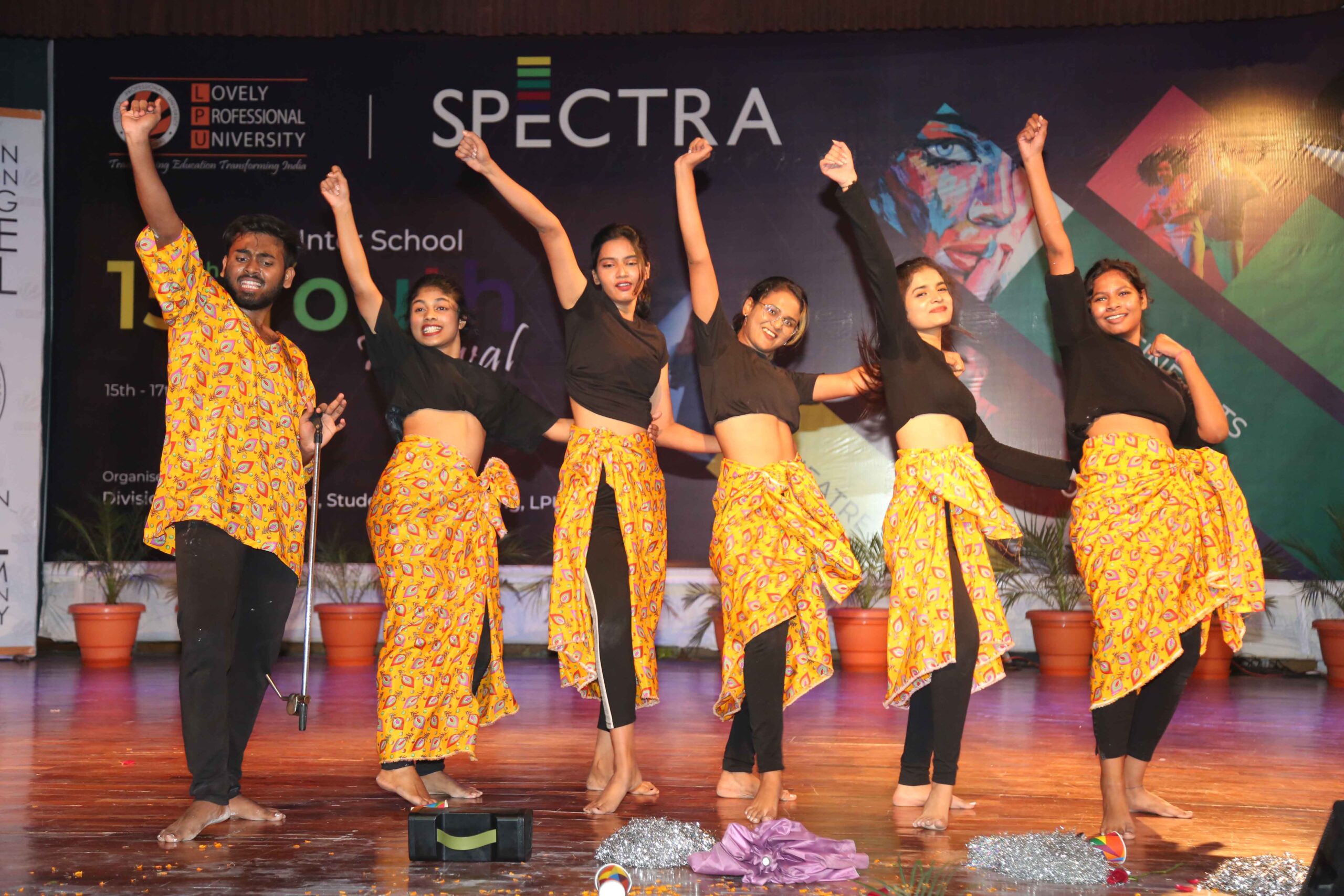 Students-of-LPU-performing-cultural-dance-of-the-region-during-concluding-day-of-mega-cultural-fest-‘Spectra-at-LPU-campus-6-2