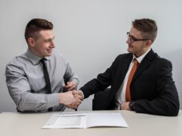 The Art Of Making A Catchy First Impression In An Interview